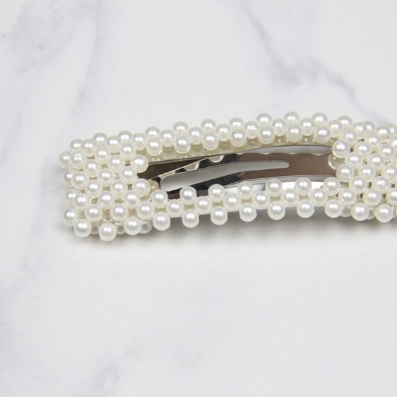 Pearl Hair Clip Bundle - Picture 4 of 4